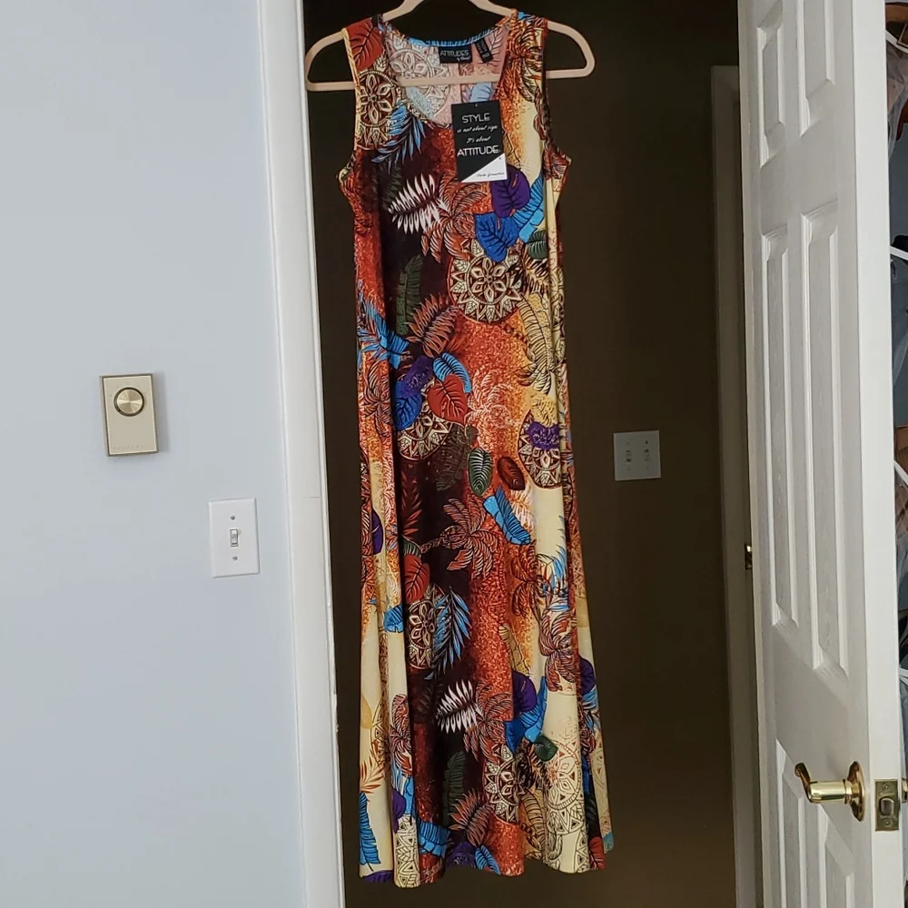 Maxi Dress Petite Small NEW - Picture 2 of 8